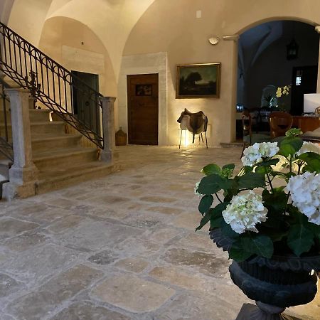 ホテル Palazzo Laureano - Dimora Storica Tricarico エクステリア 写真