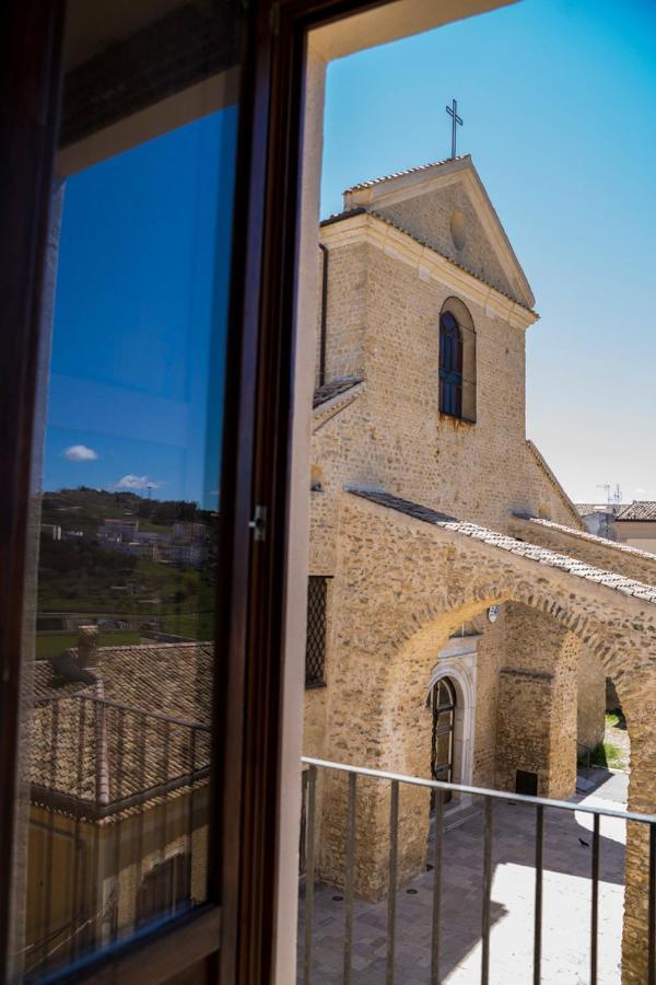ホテル Palazzo Laureano - Dimora Storica Tricarico エクステリア 写真